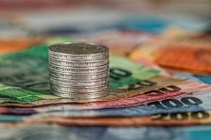 HFFG Shares Rise to 52-Week Peak, Reaching $4.89 Driven by Growth