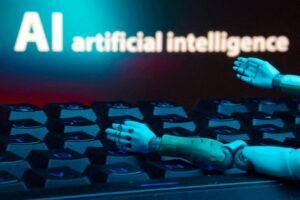 Lightmatter unveils innovative photonics technology designed for AI processors.