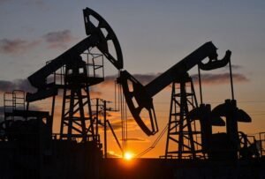 Oil continues to rise amid supply worries, while trade war apprehensions limit increases.