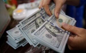 Abrupt sell-off disrupts the US bond market