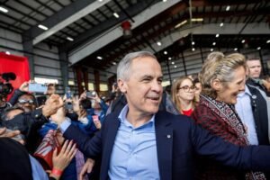 Carney suspends campaign events on final day following tragedy in Vancouver