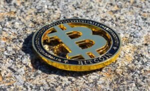 Coinbase to Discontinue Support for 49 Cryptocurrencies; $150,361,090 XRP Enigma Amazes Community; Leading Analyst Predicts Bitcoin Could Reach New All-Time High This Quarter