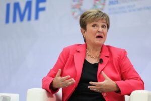 IMF acknowledges US-China trade disputes and praises India’s reduction of tariffs