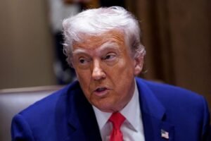 Trump intends to accumulate deep-sea metals as a strategy against China, according to FT.