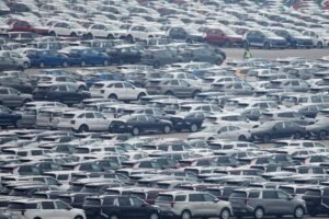 Trump’s Tariff Fluctuations Lead More Automakers to Abandon Profit Forecasts