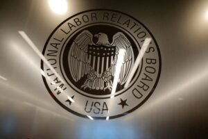 US Supreme Court paves the way for Trump to temporarily dismiss two Democratic members from labor boards