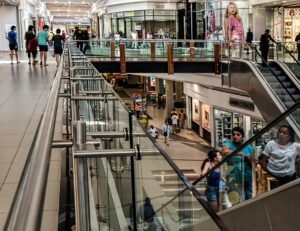 Easter shopping in the US expected to increase despite economic worries.