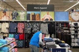 Walmart reaffirms yearly projections, promises to maintain affordable prices despite tariffs