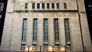 TSX Sees Increases Amid Tariff Uncertainty