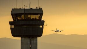 American Airlines’ CFO reports that certain travelers are steering clear of Newark airport.