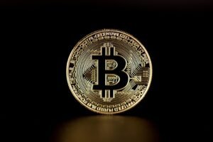 Bitcoin Price Update: Drops to $94.3K Amid Ongoing Trade and Economic Uncertainty