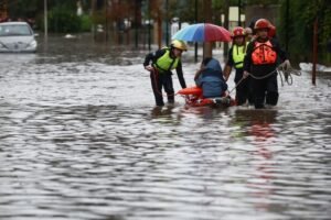 Heavy floods strike agricultural area in Argentina, prompting mass evacuations.