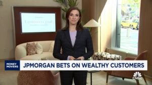 JPMorgan Chase is targeting affluent clients to attract America’s wealthy individuals.