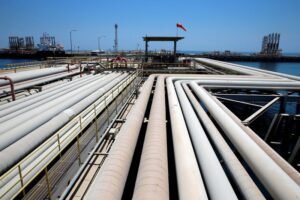 Oil prices decline as traders consider possible US-China trade negotiations.