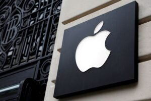 Russian court penalizes Apple for breaching ‘LGBT propaganda’ legislation.