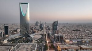 Saudi Arabia’s GDP grows by 2.7% in the first quarter.