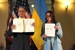 U.S. Claims Mineral Agreement Will Bolster Trump’s Negotiations with Russia