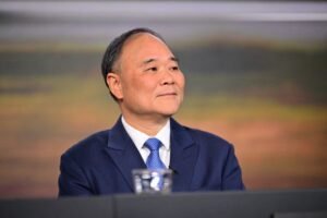 Geely Chairman Warns of Significant Overcapacity in the Global Automotive Sector