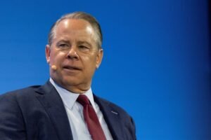 NextEra CEO emphasizes the importance of renewables to support the growth of natural gas energy.