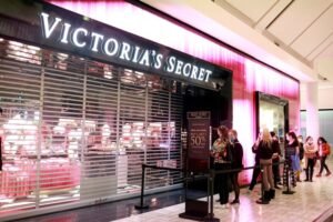 Victoria’s Secret Encounters New Activist Challenge from Barington Capital