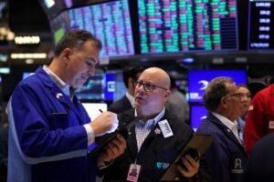 Wall Street Climbs as Investors Monitor US-China Trade Negotiations