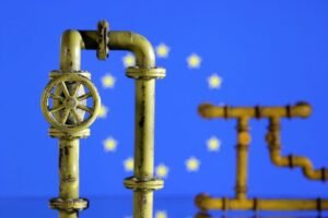 EU explores collective purchasing of US gas by businesses.