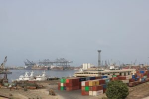 Pakistan announces agreement on US tariffs; Trump references oil reserves accord.
