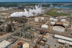 Exxon Surpasses Profit Projections with Increased Output Despite Low Oil Prices