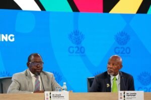 South Africa’s Finance Minister and Central Bank Governor Disagree on Inflation Goals